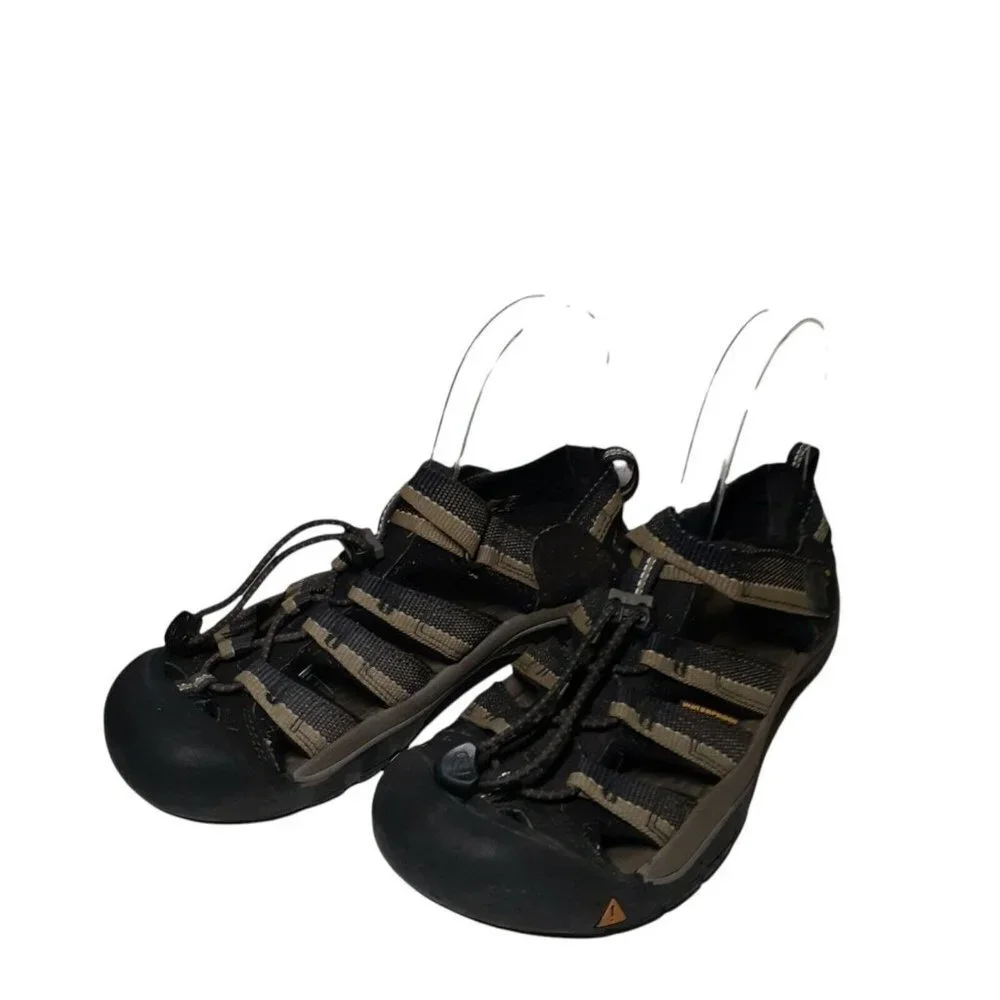 Keen boys sandals